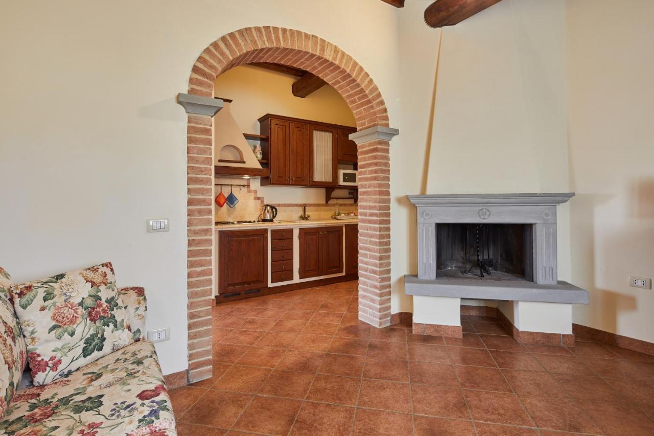 Relais La Cerreta Villa Castiglione del Lago Exterior photo
