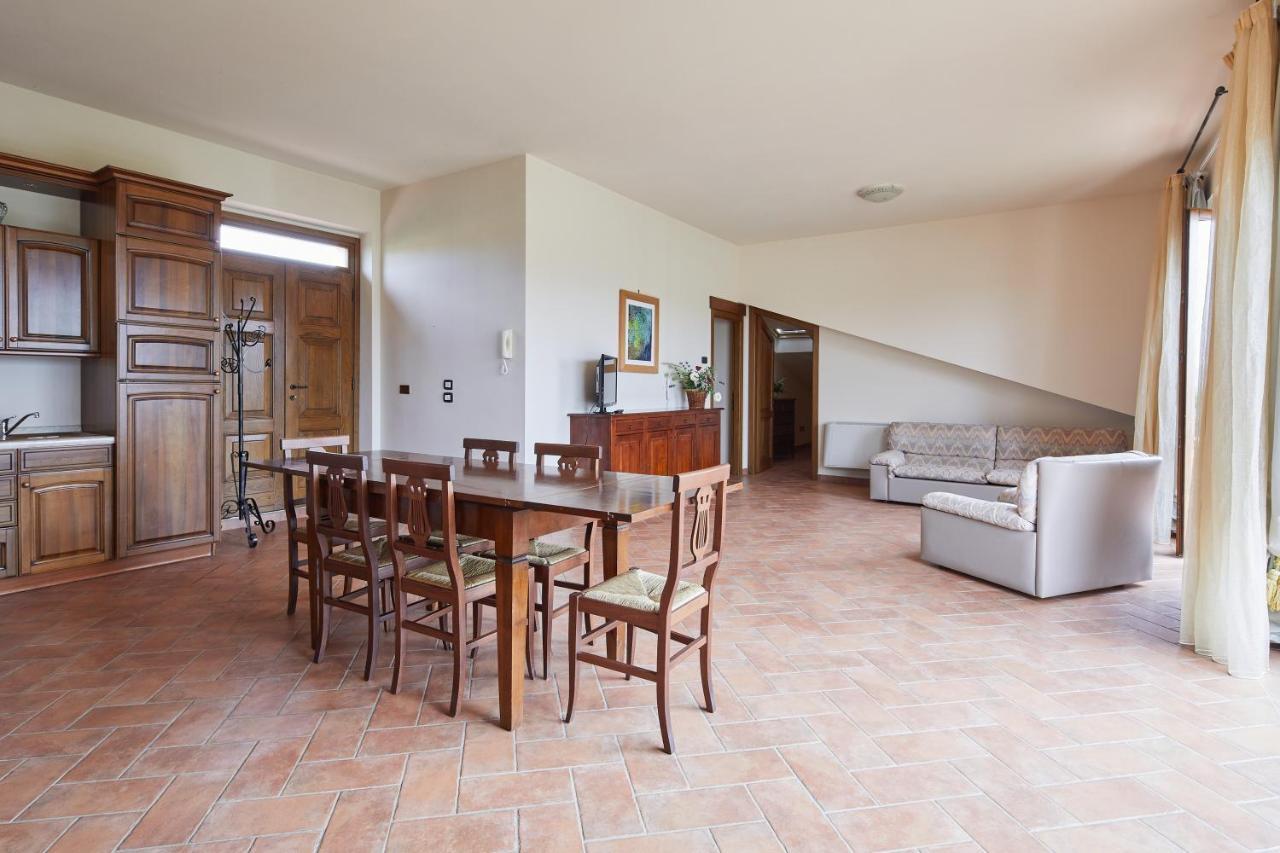 Relais La Cerreta Villa Castiglione del Lago Exterior photo